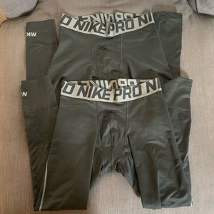 Nike pro hyperwarm compression leggings